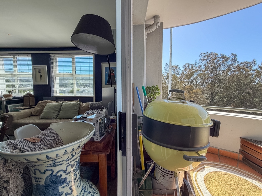 1 Bedroom Property for Sale in Oranjezicht Western Cape